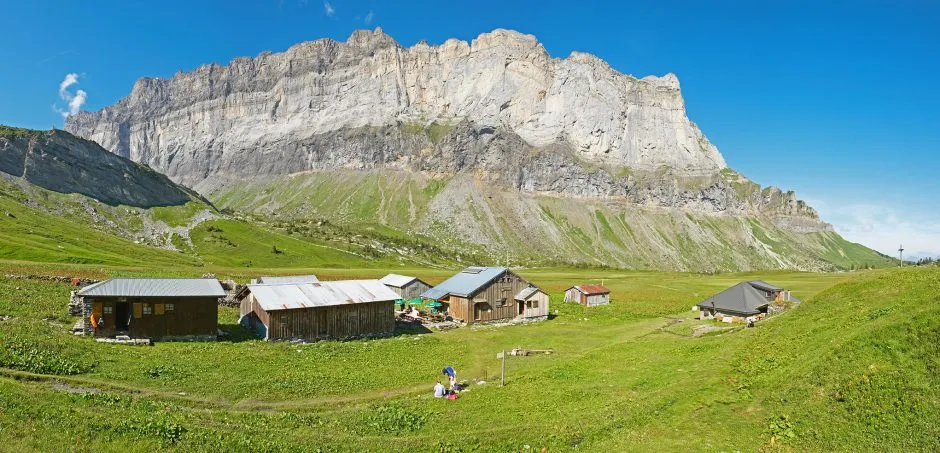 © Observations et Echanges au refuge Alfred Wills - Refuge Alfred Wills
