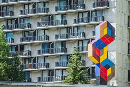 Les Trois Hexagones