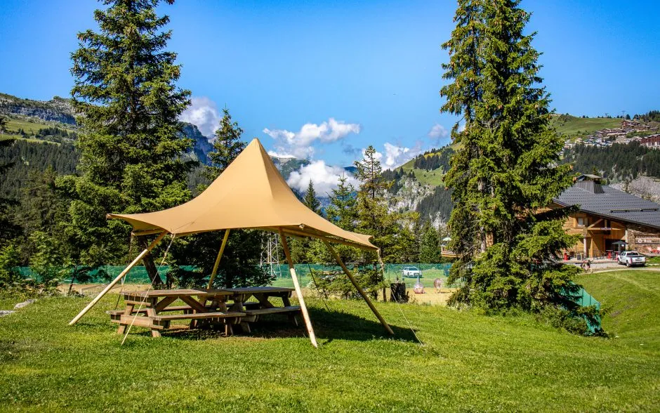 © Flaine La Cascade picnic area - OT Flaine-Candice Genard