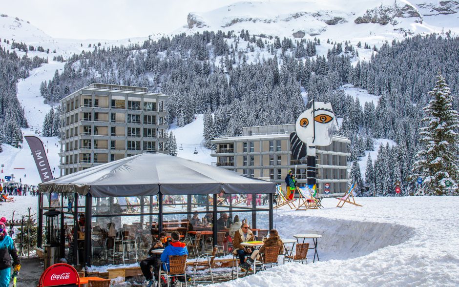 © Flaine-Grain-de-Sel-Terrasse - OT Flaine-Candice Genard