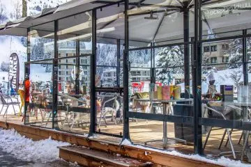 © Flaine-Black-Side-Terrasse-Couverte-Hiver - OT Flaine-Candice Genard