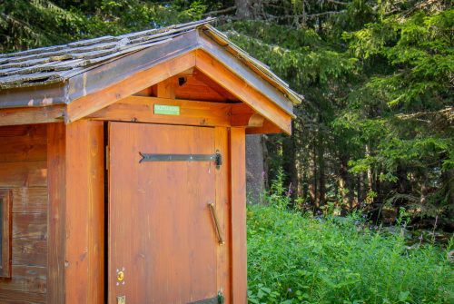 Dry public toilets - Cascade area