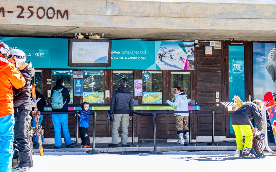 © Grandes Platières cable car (DMC) ticket offices - OT Flaine-Candice Genard