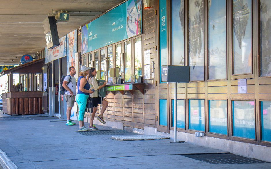 © Grandes Platières cable car (DMC) ticket offices - OT Flaine-Candice Genard