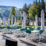 © Brasserie-les-Cimes-Exterieur-Ete-Restaurant-Vue - OT Flaine-Candice Genard