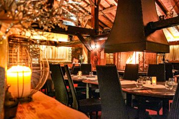 © Flaine-Chalet-Michet-Interieur-Cheminee - OT Flaine-Candice Genard