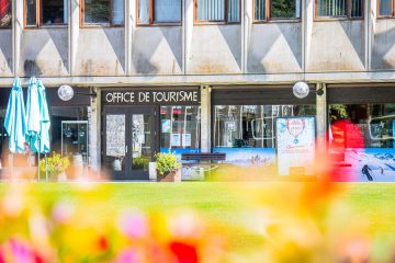 © Flaine-Office-Tourisme-Devanture-Ete - OT Flaine-Candice Genard