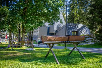 © Flaine Forum picnic area_Flaine - OT Flaine-Candice Genard