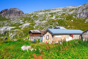 © Refuge de Platé from Flaine_Flaine - OT Flaine-Candice Genard