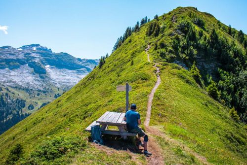 Picnic area at Pointe de Véret