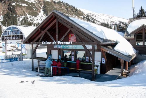 Vernant ' Ticket office