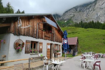 © Chardonnière mountain refuge - nachon