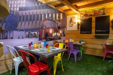 © Indoor area Black Side Café_Flaine - Black side