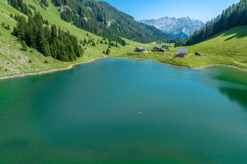© Pêche au lac de Gers_Samoëns - Office de Tourisme de Samoens
