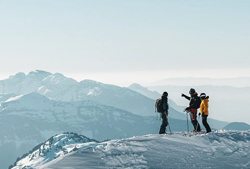 First Track : Soyez le 1er à marquer la neige !