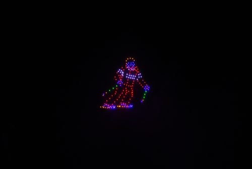 Spectacle de drones lumineux