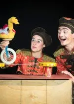 "French Coin Coin Circus"