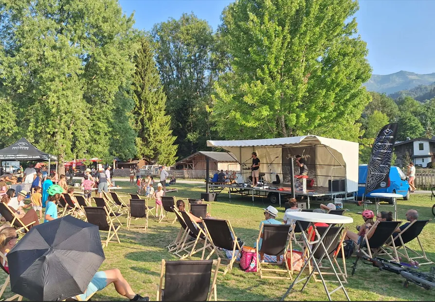 Les concerts bleus, vos jeudis en musique - Concert de Yana & Woody_Morillon