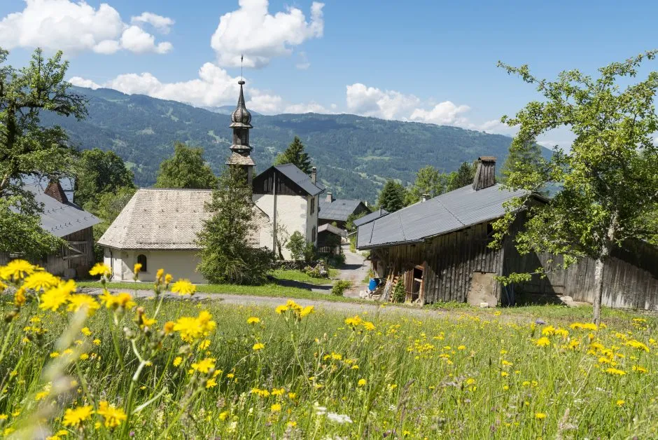 Visite guidée : Le village de Chantemerle et sa chapelle