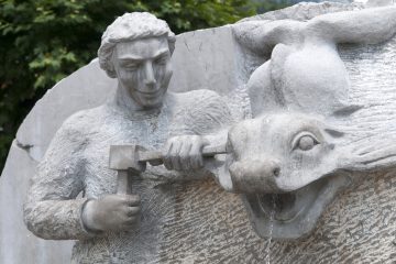 Chemin de Sculptures sur Pierre : visite guidée pour les groupes