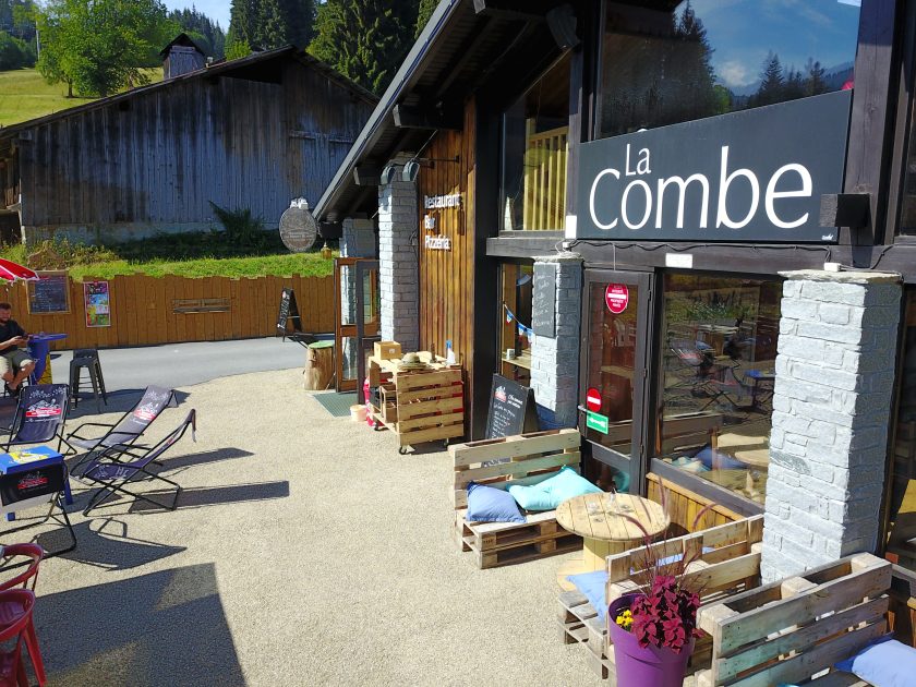 © Restaurant La Combe - La Combe